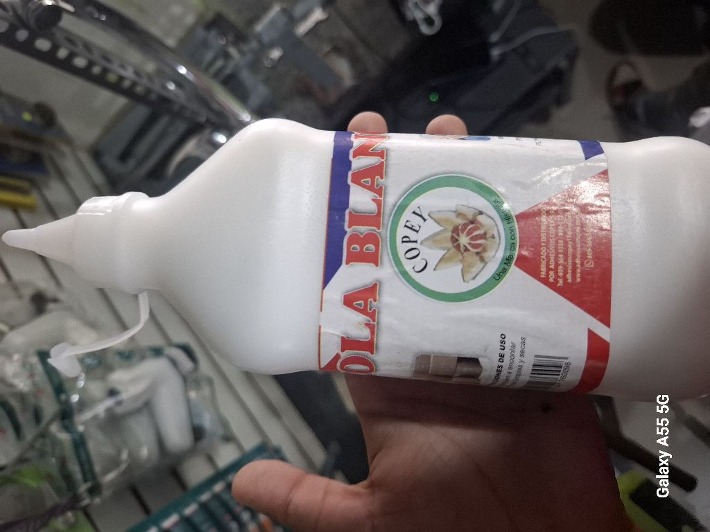 Cola Blanca 12 Onz