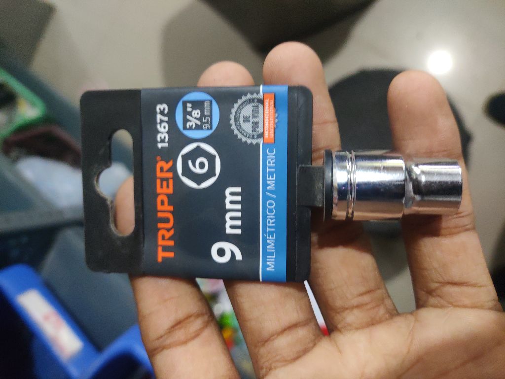 Cubo Mecanico 9 x3/8 Truper