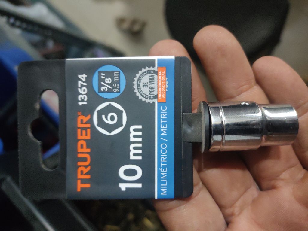 Cubo mecanico 10 x3/8 Truper